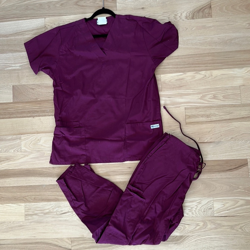 Scrub top and pants
